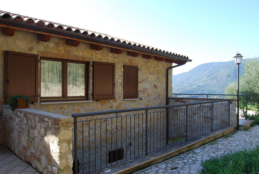 Domus Umbra Villa Терни Екстериор снимка