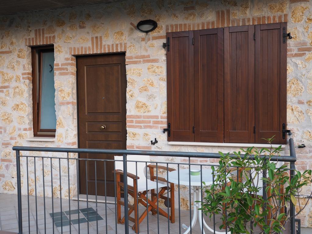 Domus Umbra Villa Терни Екстериор снимка